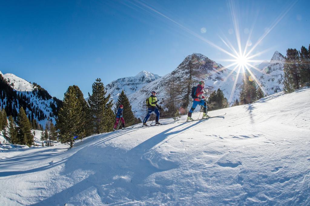 Hotel Bad Salomonsbrunn Anterselva di Mezzo Bagian luar foto